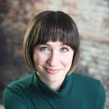 Pearl Hahn's Instagram, Twitter & Facebook