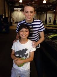 Rio mangini is an american actor, composer, and musician, best known for his role of ˜mcquaid' in the comedydrama ˜everything sucks!' rio fell in love with acting at the age of 10, when he starred in the short film ˜six letter word,' as ˜jax,' in 2012. 12 Rio Mangini Ideas Rio Bella And The Bulldogs Nickelodeon Shows
