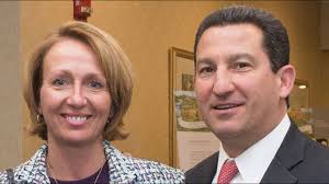 $50 million gift from Robert and Donna Manning is largest in UMass history