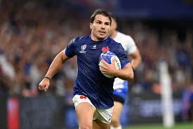 Coupe du monde de rugby 2023. XV de France : Antoine Dupont opéré, de  retour dans « quelques jours » dans le groupe