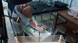 Time tu aku dh mula sebak, sbb nmpak jantung baby xbergerak langsung (baby dh meninggal). Bayi Di Jambi Ini Divonis Dokter Meninggal Saat Dikeluarkan Dari Perut Ternyata Masih Hidup Banjarmasin Post