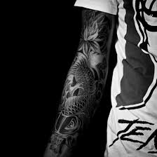 Black And White Koi Fish Tattoo Sleeve Koi Fish Dragon Fish Arm Tattoo Arm Tattoo Sleeve Tattoos Japanese Sleeve Tattoos