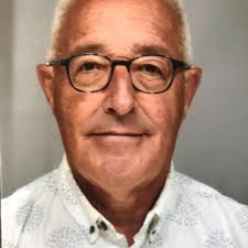 What a special slice of musical history in Bryn Mawr, PA. I would've loved  to have attended this 1970 show! Amazing photograph! I am looking forward  to playing The Gazebo in Bryn