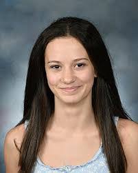 Amelia Graves's Instagram, Twitter & Facebook