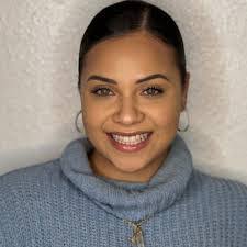 Shirley Polanco's Instagram, Twitter & Facebook