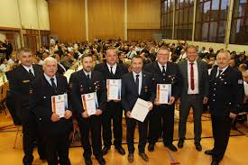 Join facebook to connect with michael von hausen and others you may know. Kreisfeuerwehrverband Rhein Neckar Die Rettungskrafte Besser Schutzen Sinsheim Rnz