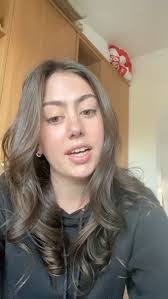 Claudia Esquirol @claudiaesquirolx