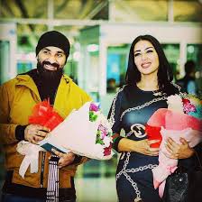 تحدّث الفنان أحمد سعد عن غنائه في مسلسل 'موسى' الذي عرض في رمضان الماضي.وكشف، خلال حديثه مع الإعلامي يوسف الحسيني في برنامج 'التاسعة' على قناة الأولى المصرية عن سبب نشره الصورة التي تضمنت كلاماً مسيئاً في حق طليقته الفنانة سمية الخشاب، وقال إن الفنان محمد رمضان تواصل معه. Ù…Ø¹ Ø£Ù…Ù†ÙŠØ§Øª Ø¨Ø§Ù„Ø³Ø¹Ø§Ø¯Ø© ÙˆØ§Ù„ØªÙˆÙÙŠÙ‚ Ø£Ø­Ù…Ø¯ Ø³Ø¹Ø¯ ÙŠØ¹Ù„Ù† Ø·Ù„Ø§Ù‚Ù‡ Ù…Ù† Ø³Ù…ÙŠØ© Ø§Ù„Ø®Ø´Ø§Ø¨ Ø§Ù†Ø¯Ø¨Ù†Ø¯Ù†Øª Ø¹Ø±Ø¨ÙŠØ©