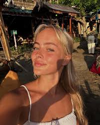 R E M I B A T E S 🦋 (@remibatess) • Photos et vidéos Instagram