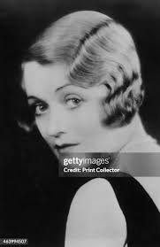 26 Adrienne Morrison Photos & High Res Pictures