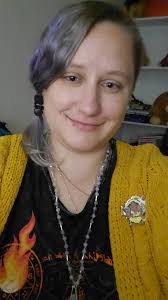 Who else here also wears their Vivian pin almost 24/7?