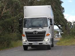 It will decrease approximately 3% fuel efficiency using clogged air filter. Hino S 500 Series Fm2635 Truck