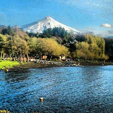 Whilst visiting family in santiago november 2016 we decided to visit villarrica, pucon for a 4 days to take in. Volcan Villarrica Pucon Chile By Me Volcan Villarrica Villarrica Volcanes