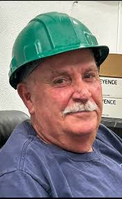 Karen Rabe's Instagram, Twitter & Facebook