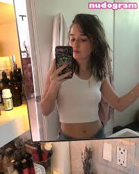 Kaitlyn Dever  KaitlynDever Nude Leaks OnlyFans Photo 129 - Nudogram v2.1