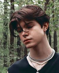 It's the eboy haircut now. Pin On Eboy Haircut