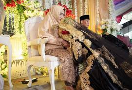 Misalnya pernikahan islam, dimana bapak dari mempelai wanita wajib ada (jika belum. Javanese Traditional Wedding Procession Prosesi Pernikahan Adat Jawa Steemit