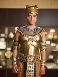(king tut) buried with a donkey (king tut) he's my favorite honky (born in arizona, moved to babylonia king tut). My Prince Rami Malek Night At The Museum Egyptian Costume Hollywood Fashion
