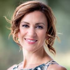 Nina Bullock's Instagram, Twitter & Facebook