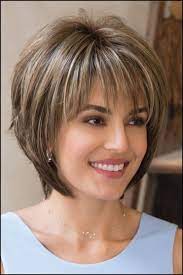 Frisuren ab 50 die junger machen blond mittellang schrager pony modische frisuren fur fra mittellange haare frisuren einfach frisuren halblang. Gestapelte Bob Frisur Ideen Fur 2018 Meine Frisuren Haarschnitt Haarschnitt Bob Haarschnitt Ideen