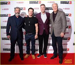 Mark Wahlberg Will Ferrell Bring Daddy S Home 2 To London Mark Wahlberg Mark Wahlberg Daddy S Home Daddy S Home