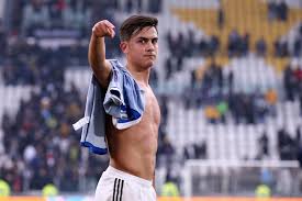 Get the latest on the argentinian footballer. Paulo Dybala Wollte Trikot Von Diego Maradona Ersteigern Fussball Nachrichten De