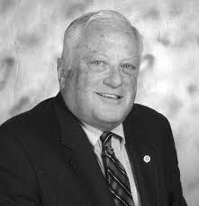 Dale Pells's Instagram, Twitter & Facebook