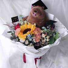 The free delivery is not tied to a minimum. 6 Best Graduation Bouquets For Him In Singapore The Bud Box