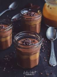 Petit Bec Gourmand Mousse Au Chocolat Et Caramel Au Beurre Sale Mousse Au Chocolat Recette Cafe Gourmand Recette Mousse Au Chocolat
