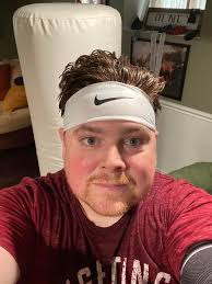 Look everyone!! Bobbi is smiling today! 🤣