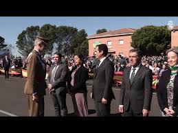 Don Felipe vuelve como Rey a la AGM, donde se formó, para entregar  despachos