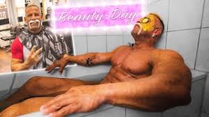 Kandidat hollywood matze.→ #hollywood matze Trash Format Die Alm Mit Hollywood Matze Rep One