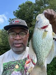 Where are the best spots to catch brim and blue gill in Lithonia, GA?