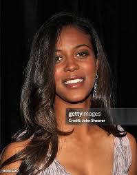 63 Golden Globe Mavis Spencer Photos & High Res Pictures