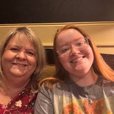 What are some good local restaurant suggestions in the Shoals area?