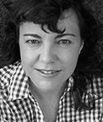 Lola Mayo's Instagram, Twitter & Facebook