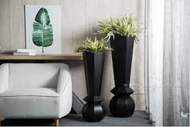 Slender floor vase beautiful sleek modern floor vase for outdoor use. Darchin Originality Fedora Hat Shape Large Floor Vases Tall Resin Black Flower Vases Buy Floor Decorative Flower Vases Large Decorative Floor Vases Tall Glass Flower Vases Product On Alibaba Com