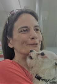 Ruth Botts's Instagram, Twitter & Facebook