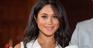 The tiara!—but if we had to choose, we'd say we were most blown away by her makeup. A Meghan Markle Makeup Tutorial Using Dior Products Who What Wear