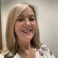 100+ "Purse" profiles