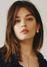 Fan Casting Emma Mackey as Moneypenny in Bond 26