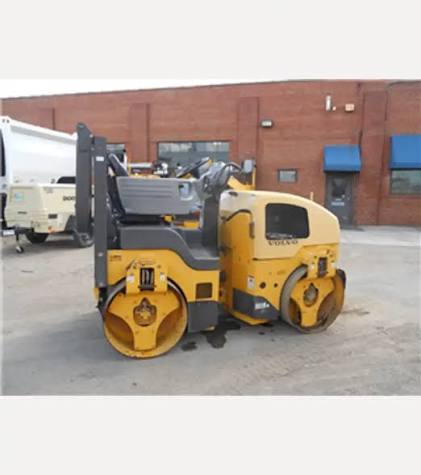 Volvo DD38 Smooth Drum Roller