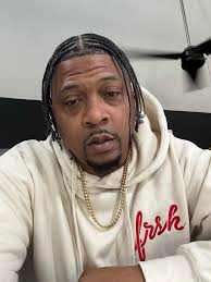 Do anyone know who put names