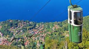 Am lago maggiore stürzt die kabine einer seilbahn ab. Funivie Del Lago Maggiore