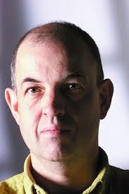 Glasplastik und Garten