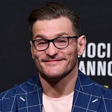 On episode 2 of ufc 260 embedded, heavyweight king stipe miocic arrives in sin city to get. Bm Ecmyxkjctrm