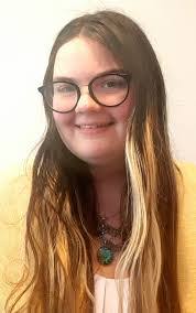 Alison Barr's Instagram, Twitter & Facebook