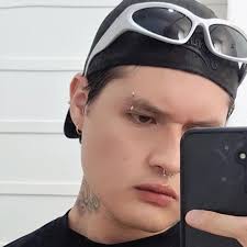 🚨| ELLAS SI IMPONEN MODA, PERO JAMÁS SERÁN UNA MODA 💋| MadreaGaga y  madreRiri dando lecciones a las teencitas peluquer/\s que juran que su fav  está por encima de reinas del pop