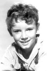 Eddie Wardlow's Instagram, Twitter & Facebook