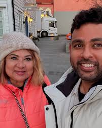 Making lifetime memories with Mom. It's important. A time to cherish  forever. 🫶 We never know the outcome of tomorrow. 🏡 Back home to KP & KS  in a few days!